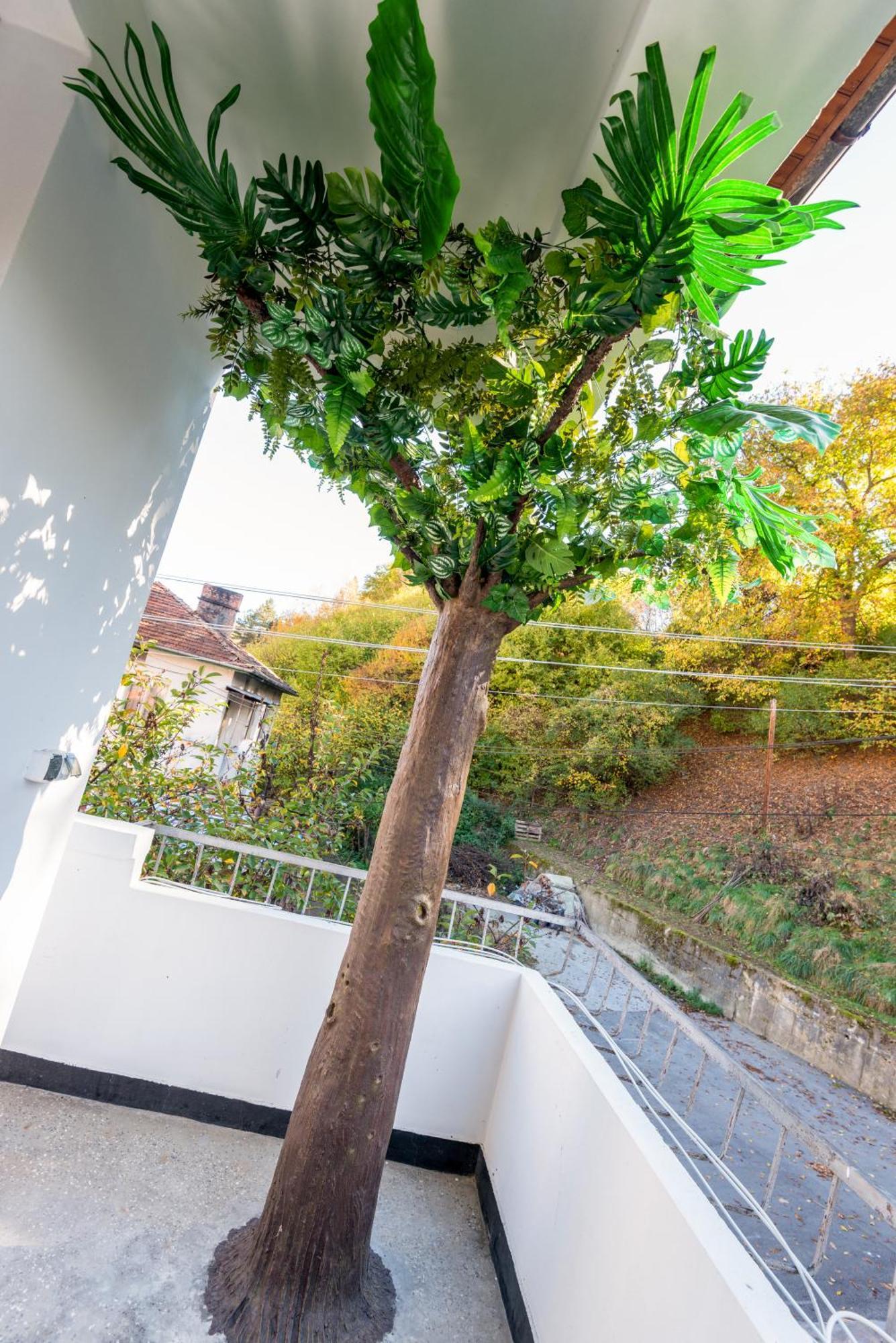 Devin Coworking & Coliving Apartment Bagian luar foto